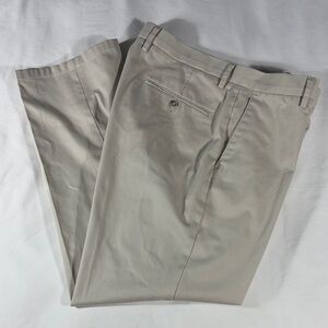 Dockers mens stone khaki Straight Fit flat front chino pants - size 36x30